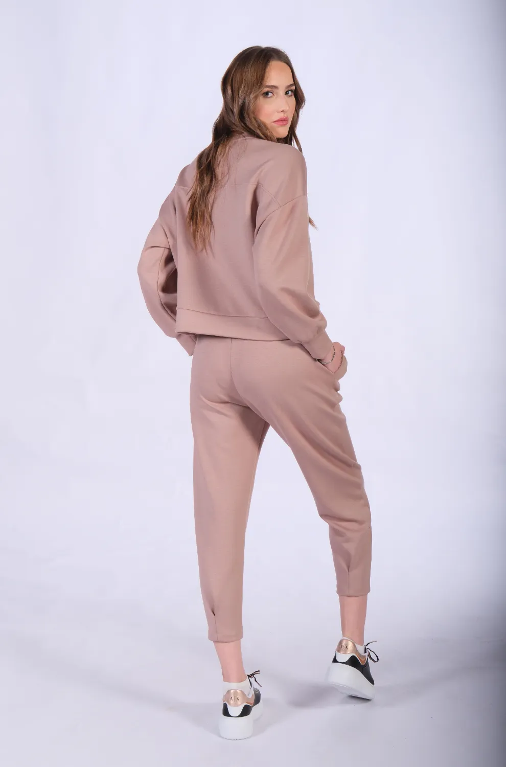 Havuç Kesim Spor ve Rahat Cupro Pantolon