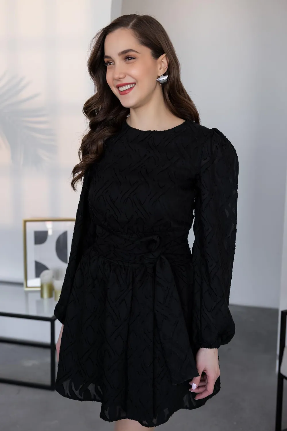 Kabartmalı Mini Elbise - SİYAH