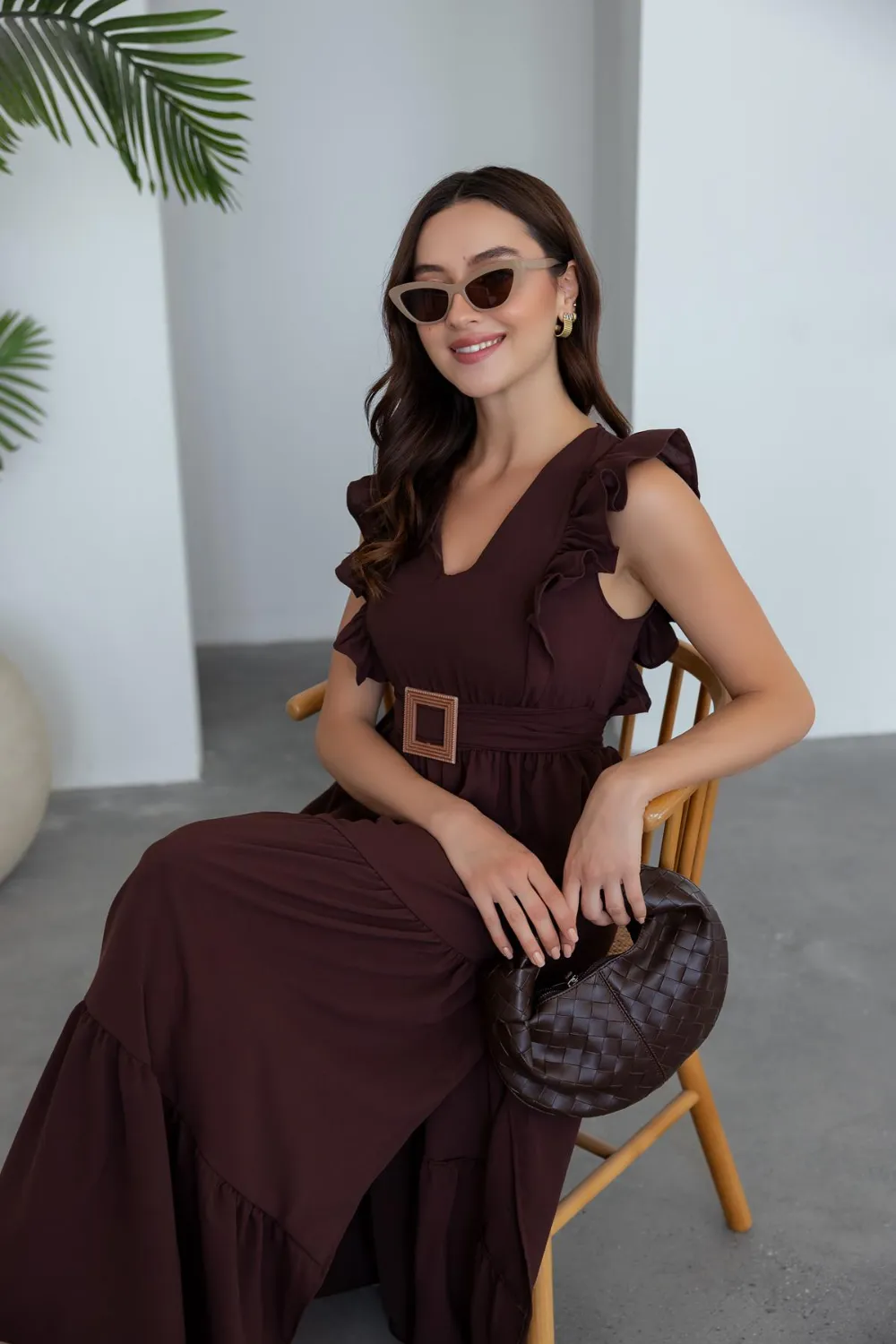 Yırtmaçlı Uzun Elbise - KAHVERENGİ