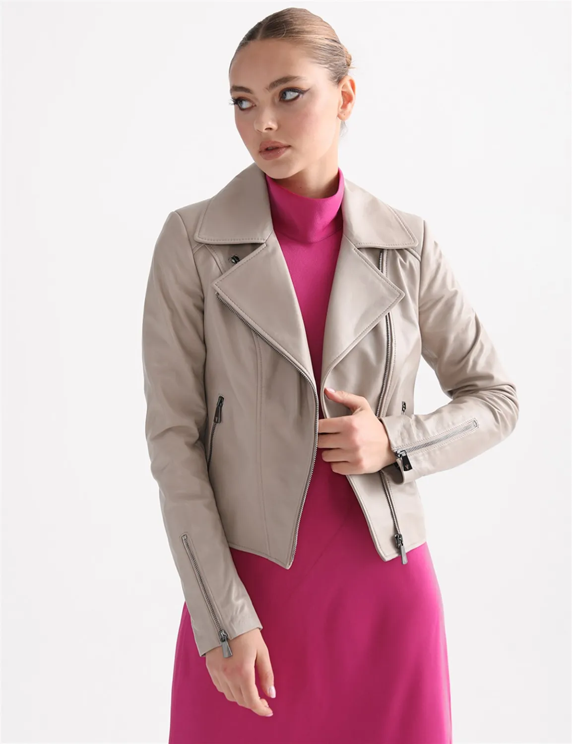 Aliane Hakiki Deri Kadın Bej Ceket