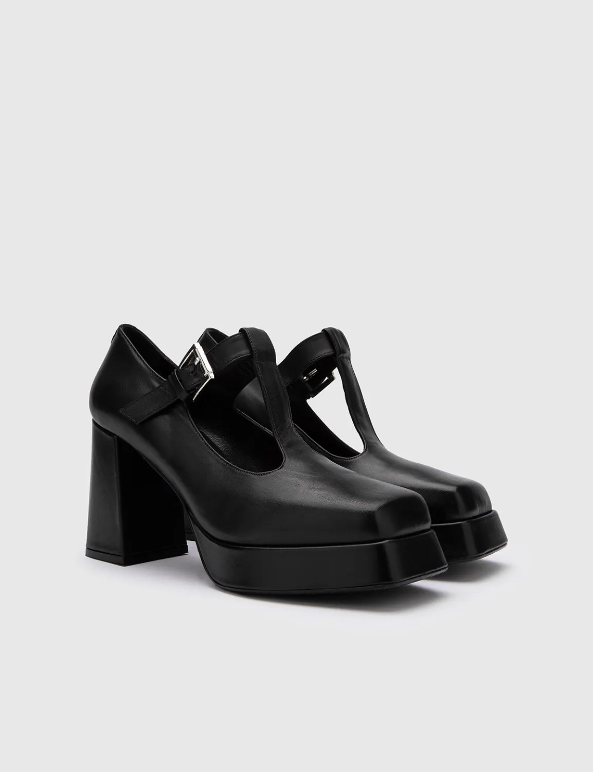 Beny Hakiki Deri Kadın Siyah Topuklu Ayakkabı