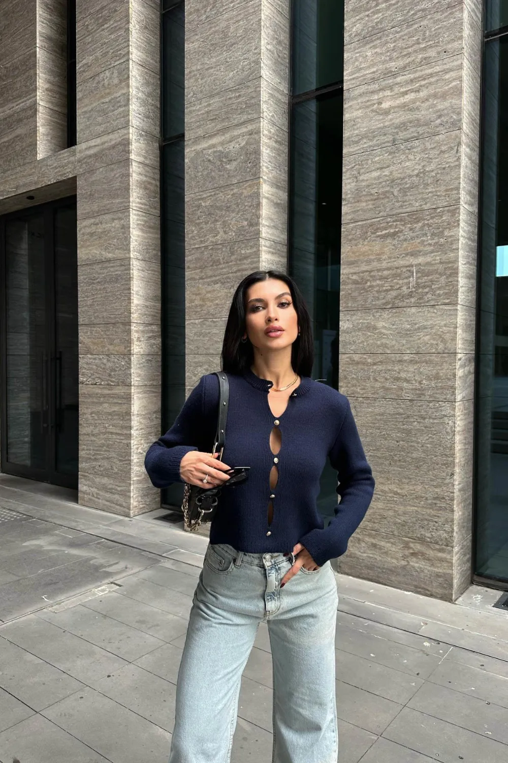 Damla Dekolteli Düğmeli Kazak Lacivert