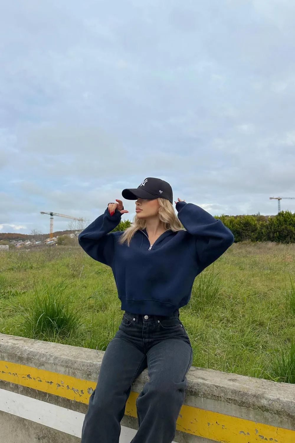 Fermuarlı Zip Detay Crop Sweatshirt Lacivert