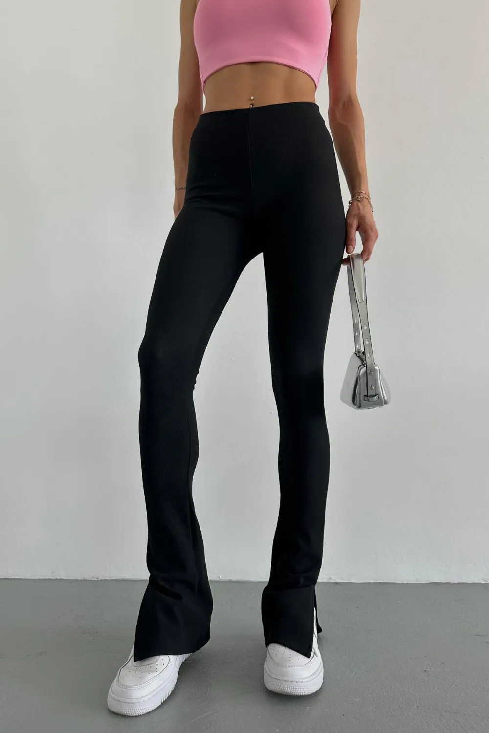 Paçası Yırtmaçlı Ottoman Tayt Siyah