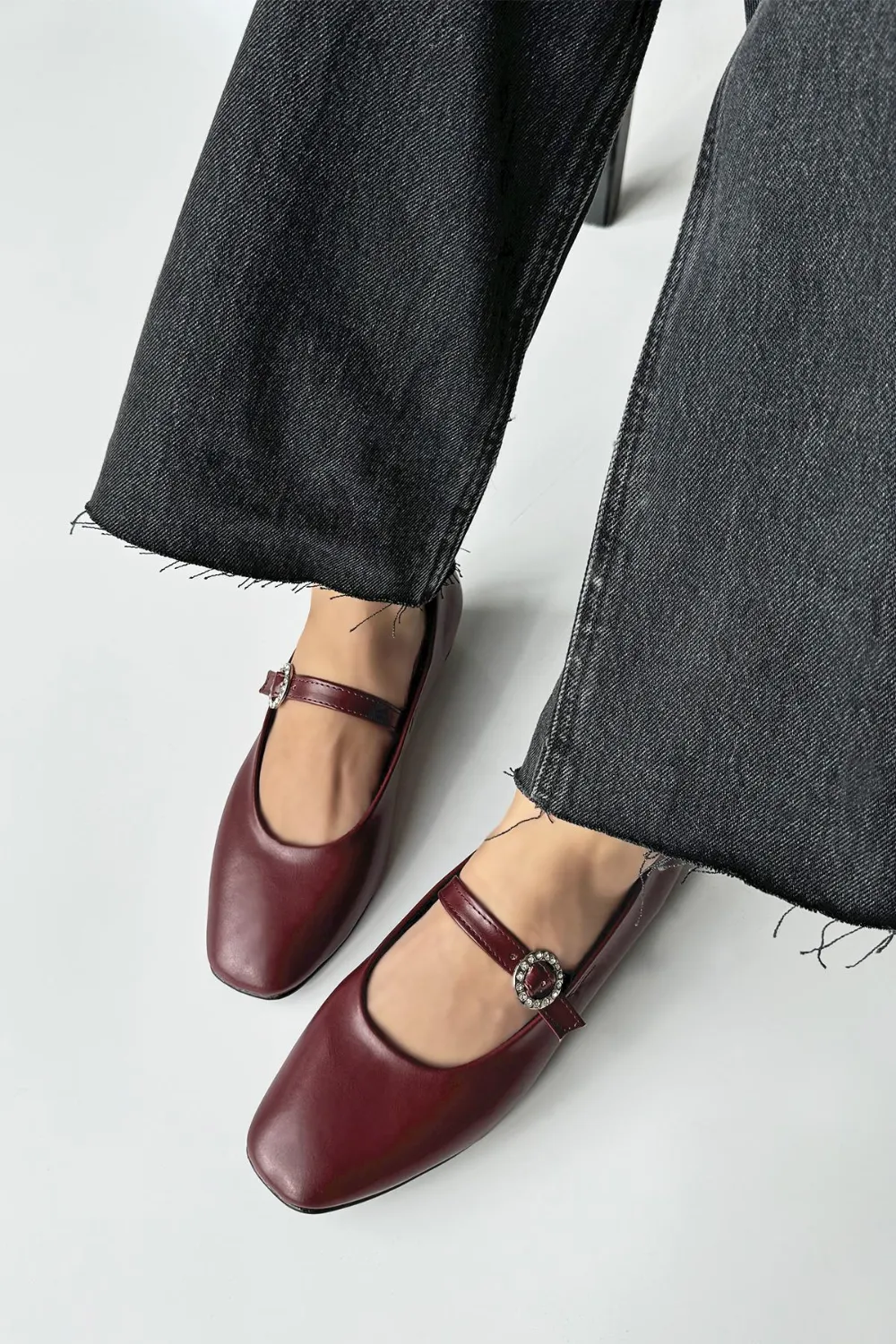 Berny  Kadın  Kemer  Detay  Deri  Babet Bordo