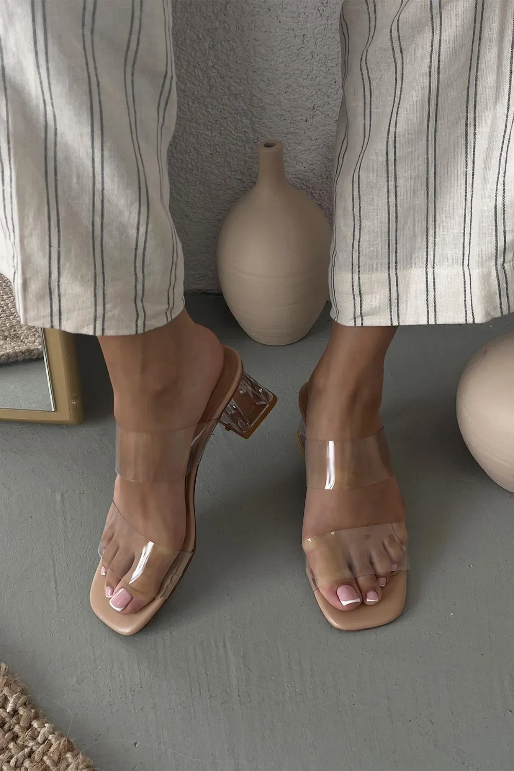 Brown Kadın Şeffaf Topuklu Sandalet Ten