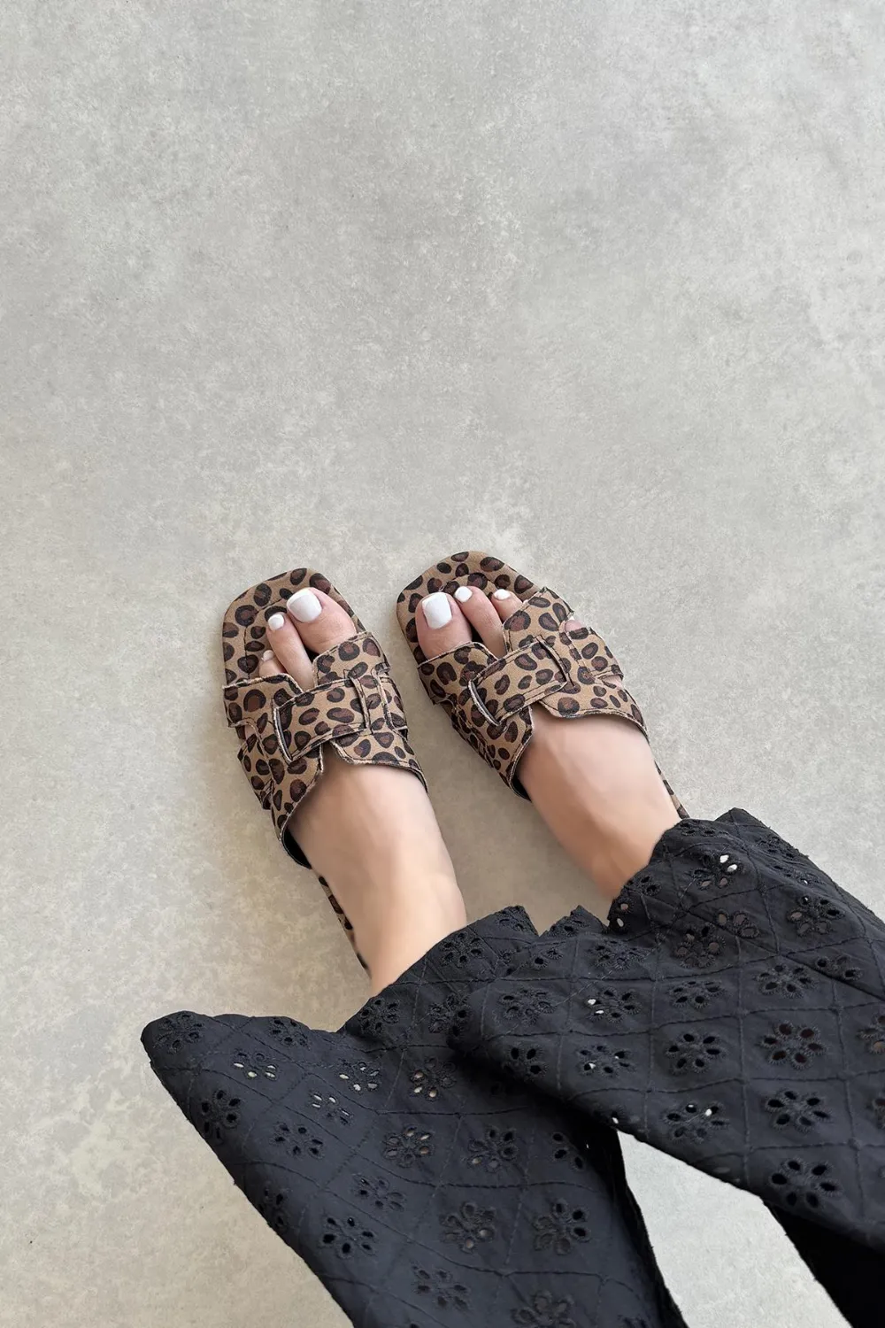 Huxx  Kadın Tek Bant  Günlük Deri Terlik Leopar