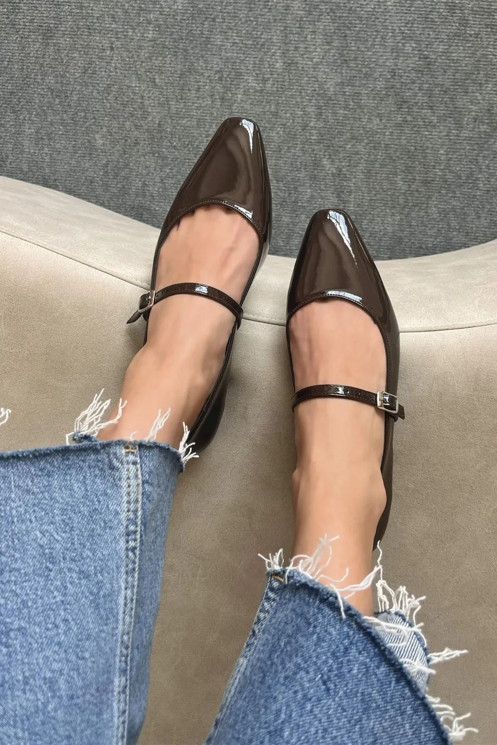 Rogers   Kadın  Kemer  Detay  Rugan  Babet Kahve