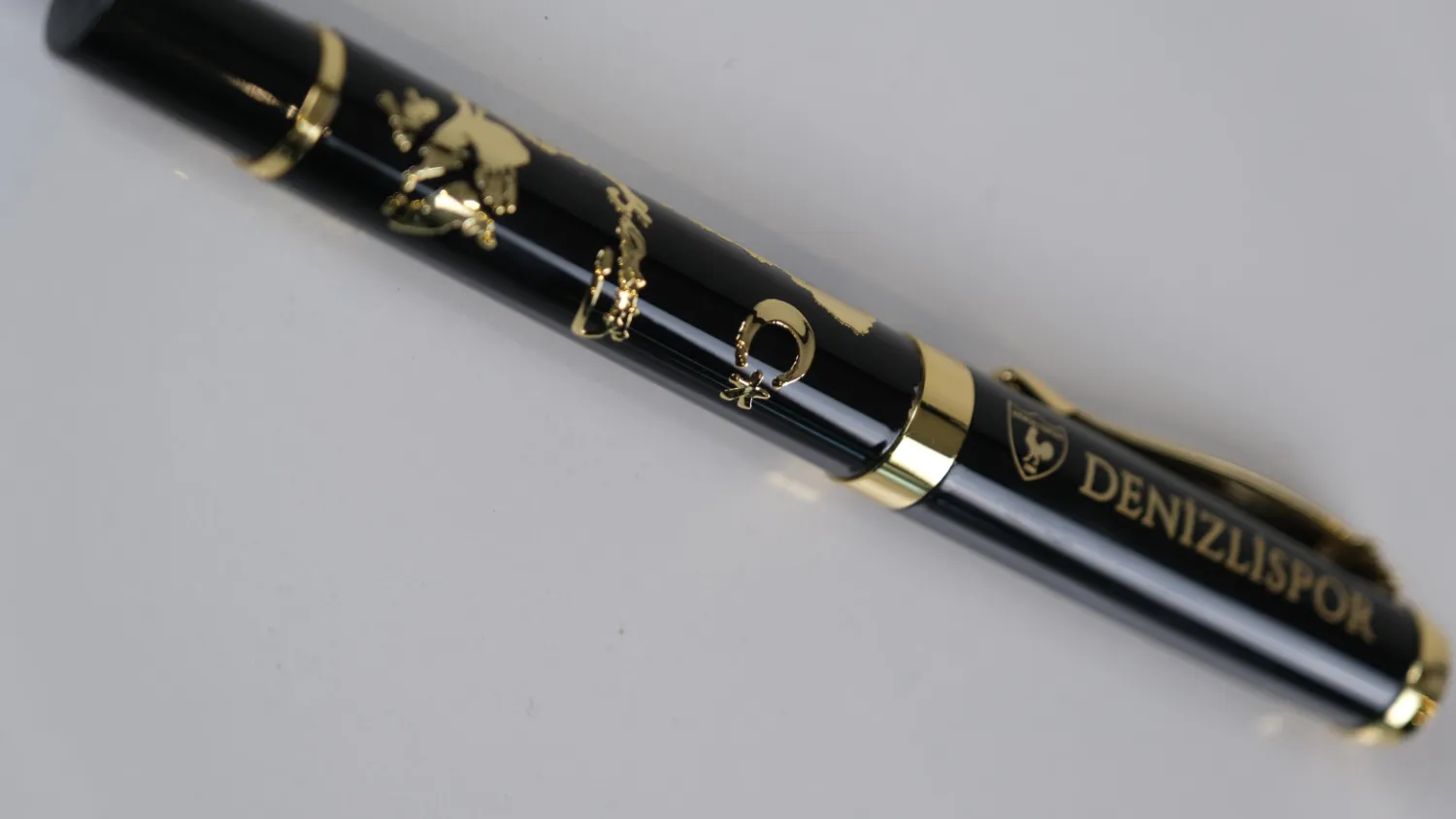 Atatürk işlemeli kalem 