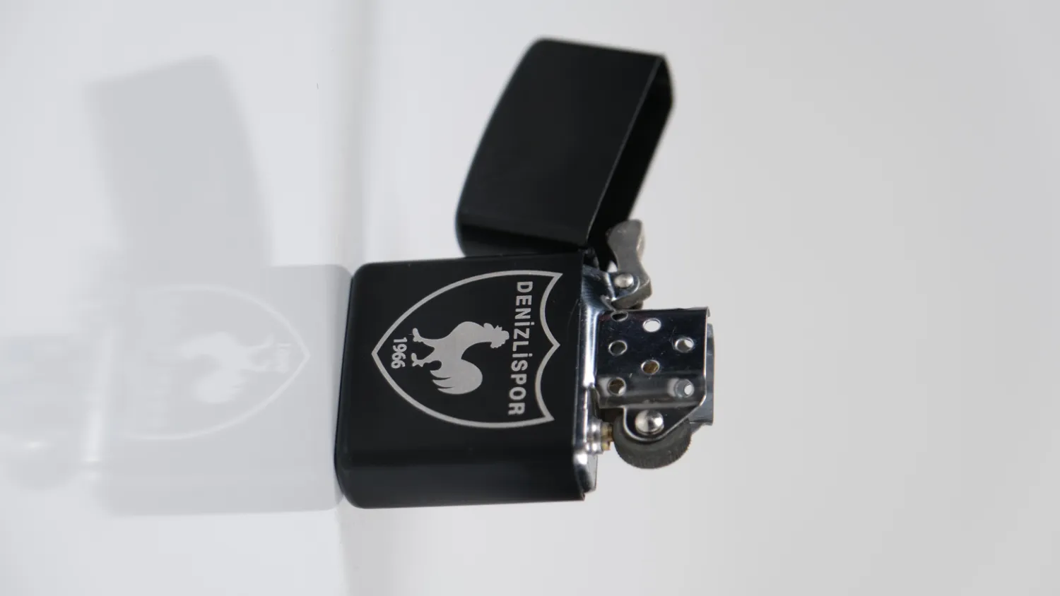 Lazer İşlemeli Zippo