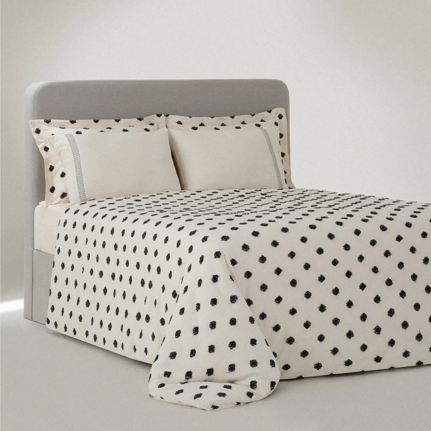 İmre Çift Kişilik Nevresim Takımı Organik Pamuk Müslin Siyah