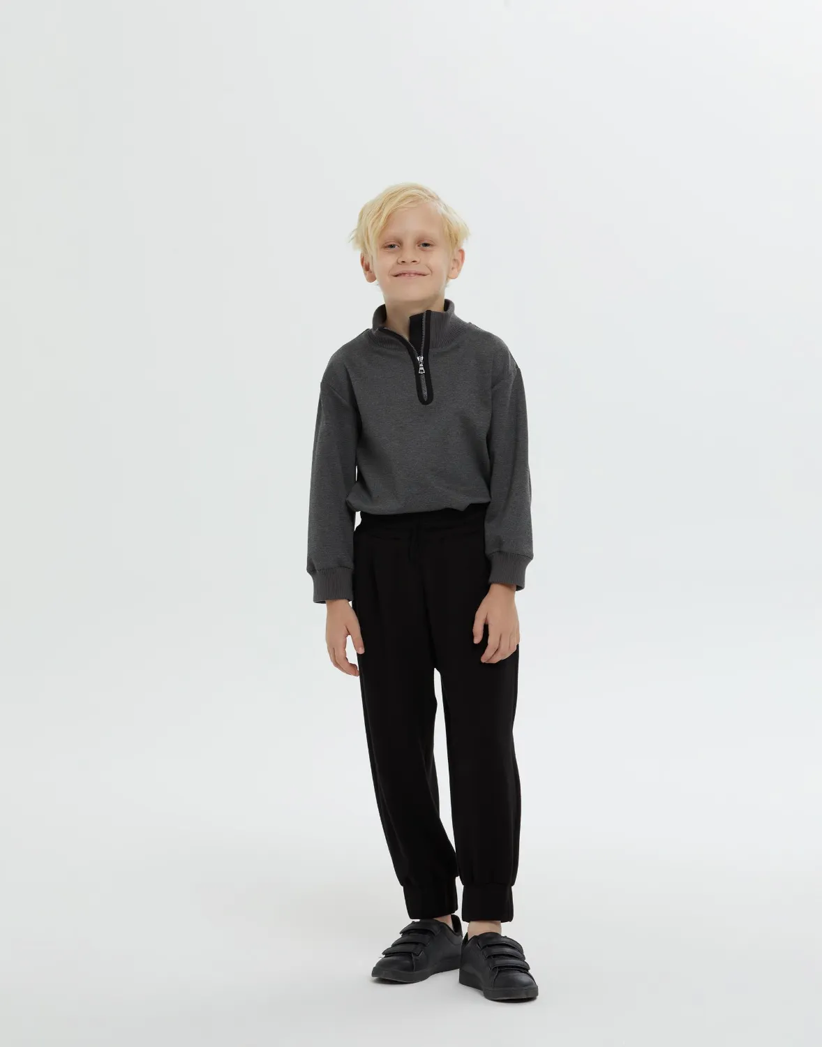 Bel Ve Paça Lastikli Bağcıklı Astarsız Siyah Erkek Çocuk Pantolon