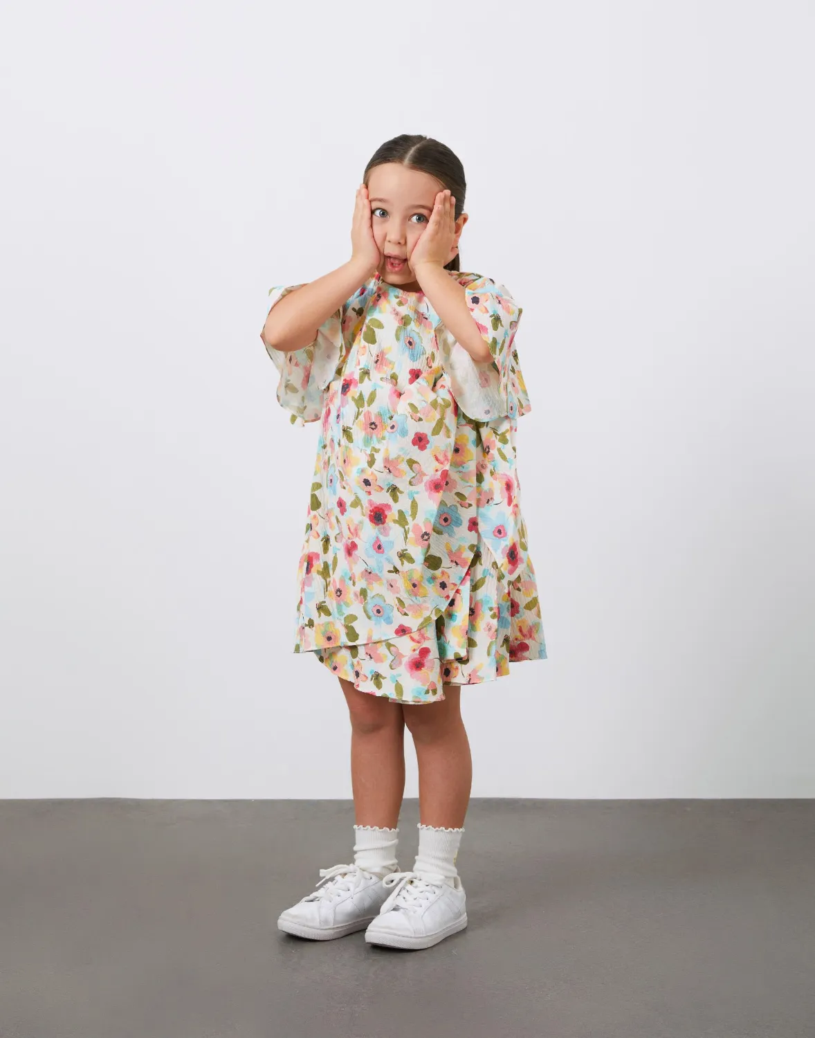Fiyonk Detaylı Çiçek Deseneli Kız Çocuk Elbise
