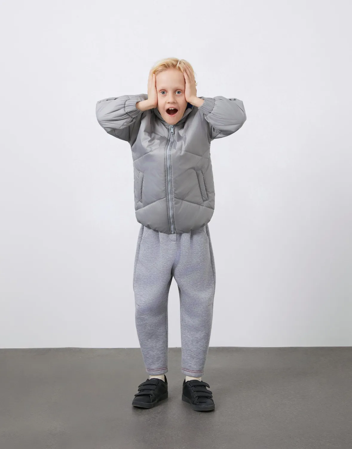 Gri Erkek Çocuk Şişme Mont