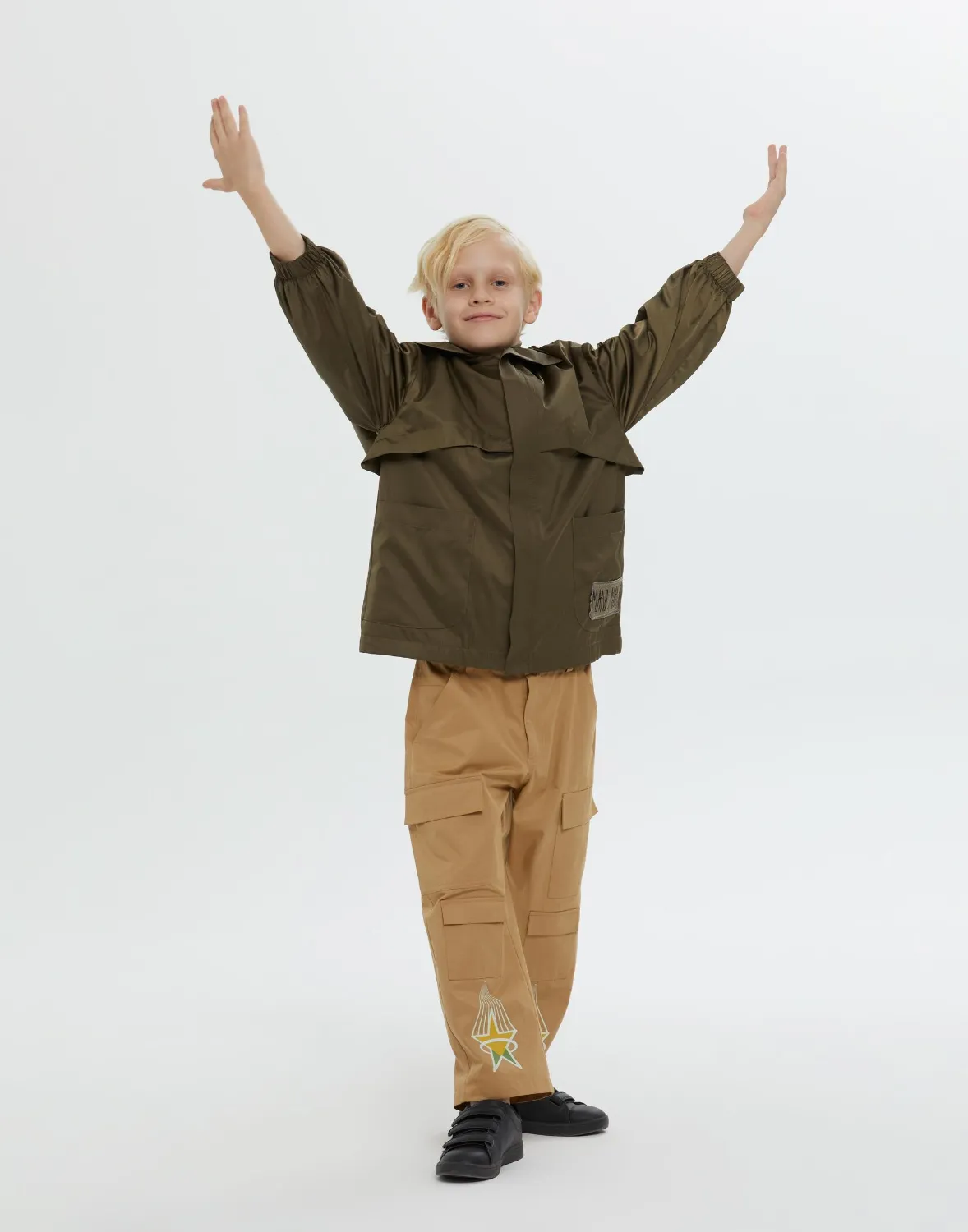 Kapüşonlu Fermuarlı Uzun Kollu Astarlı Yeşil Erkek Çocuk Ceket