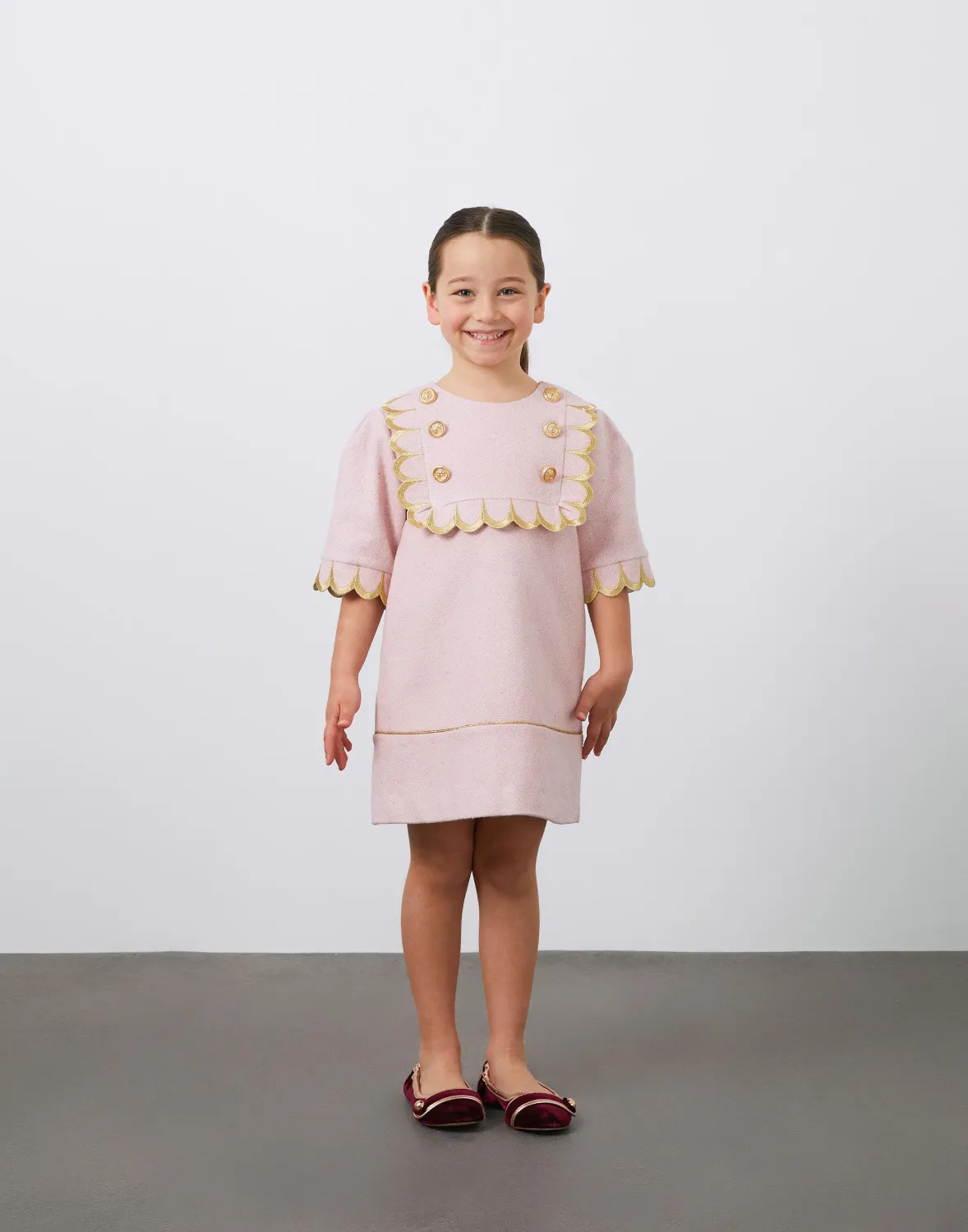 Yaka ve Düğme Detaylı Nakışlı Kız Çocuk Elbise