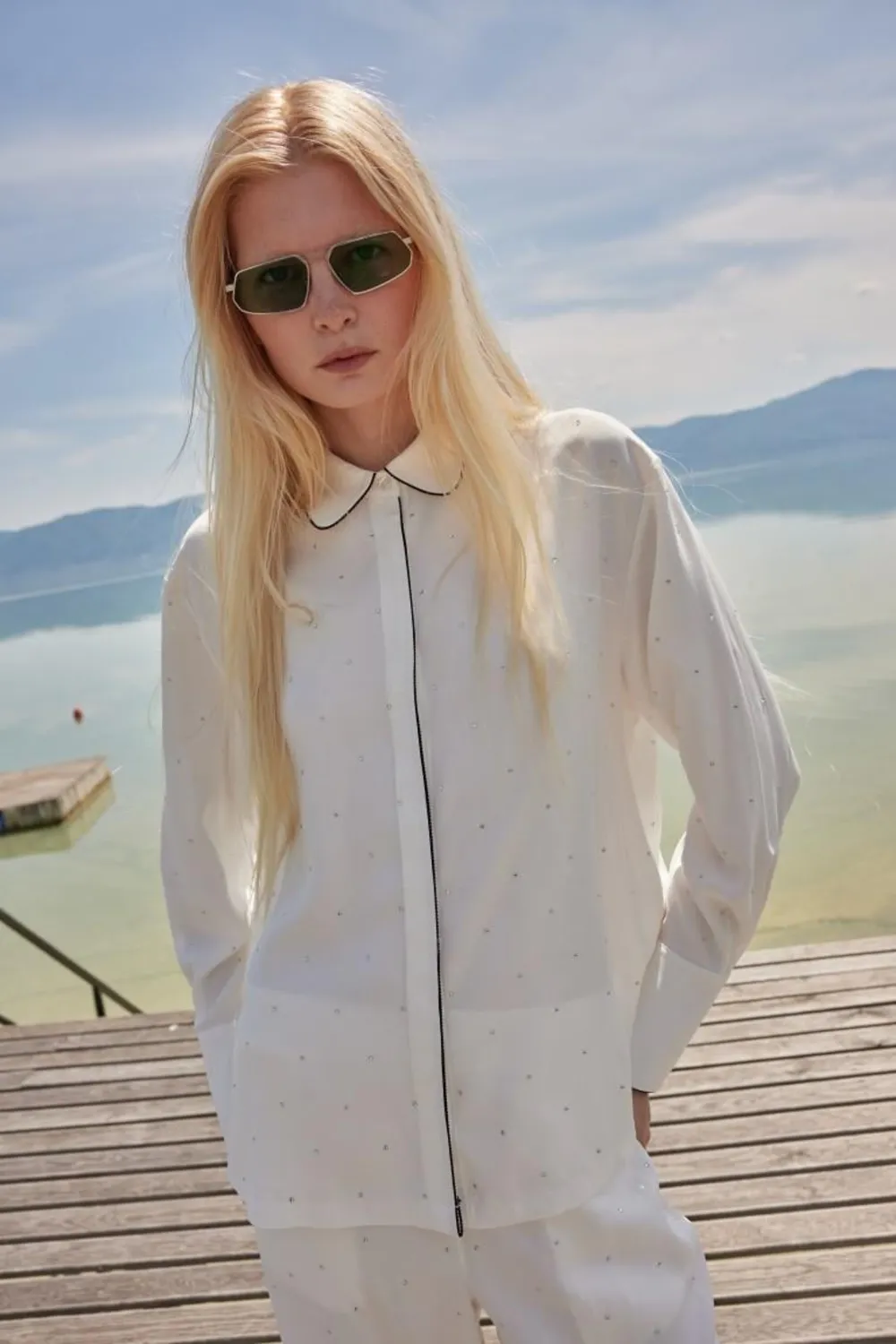 THE SUMMER SUIT SHIRT