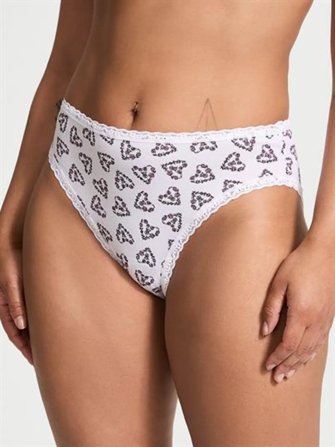 Dantelli Pamuklu Derin Bacak Kesim Brief Külot