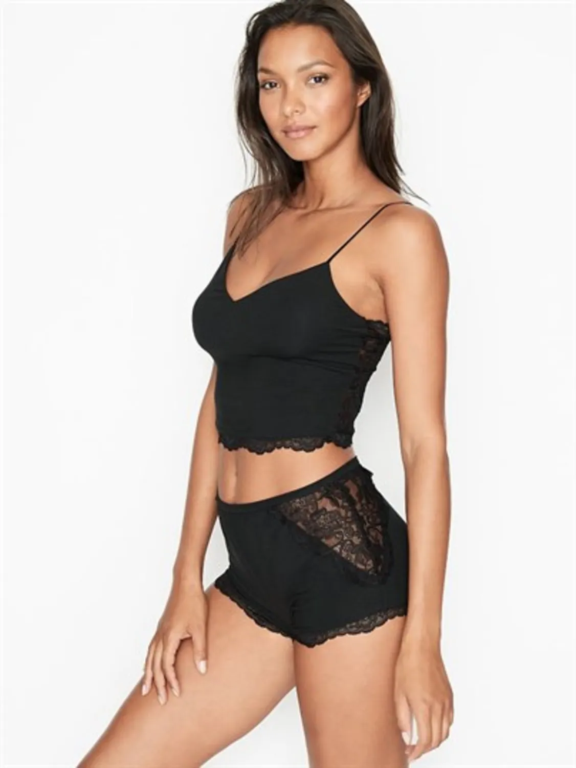 Victoria's Secret Modal Sırtı Dantel Şortlu Takım