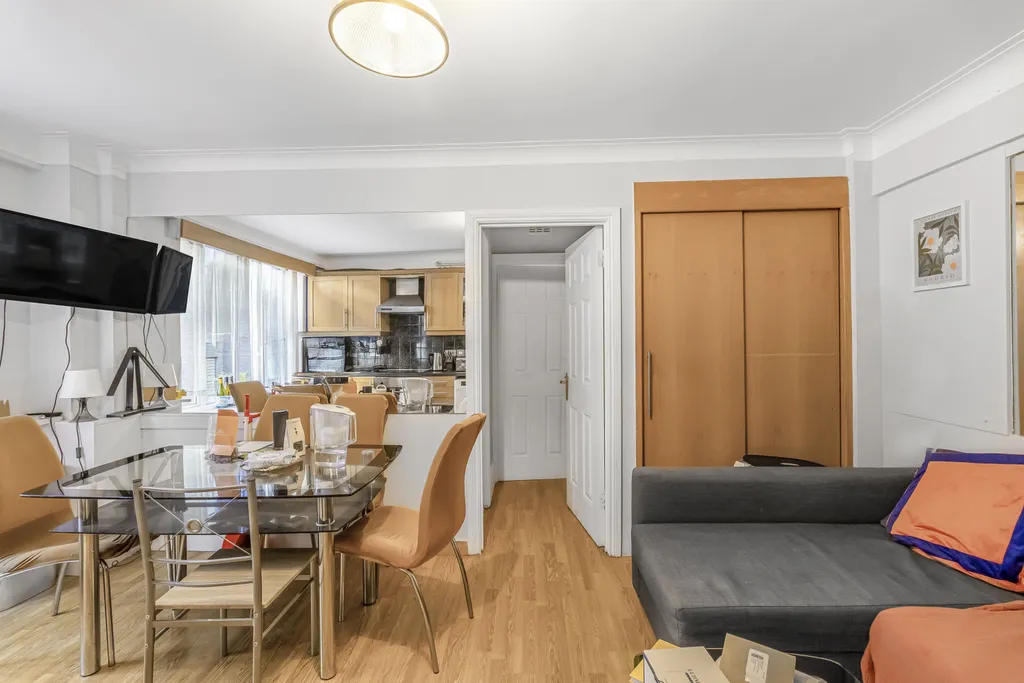 2 beds 1 baths house in Oxford