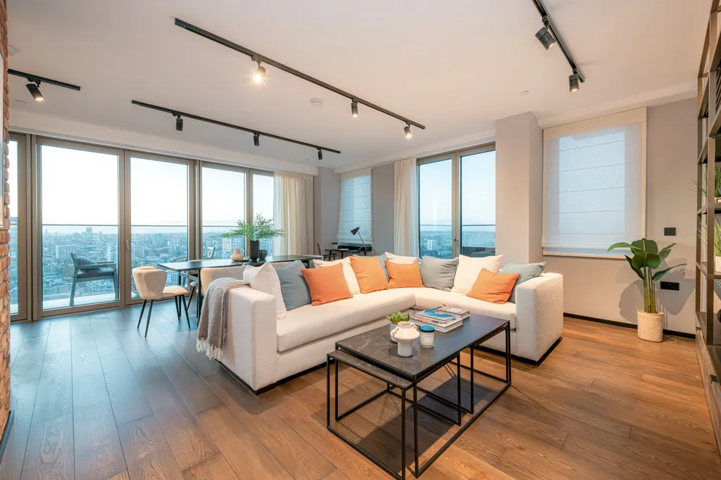 2 bed flat for sale