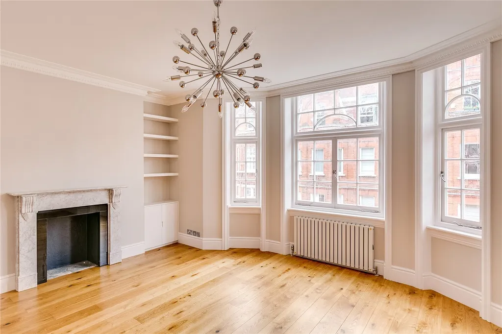 2 bed flat for sale
