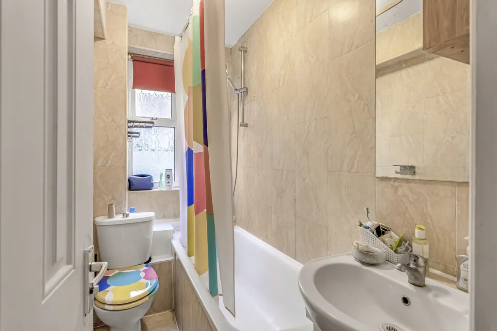 2 beds 1 baths house in Oxford