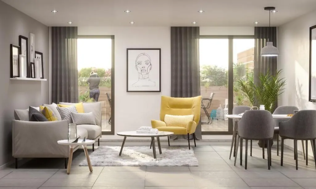 2 bed flat for sale