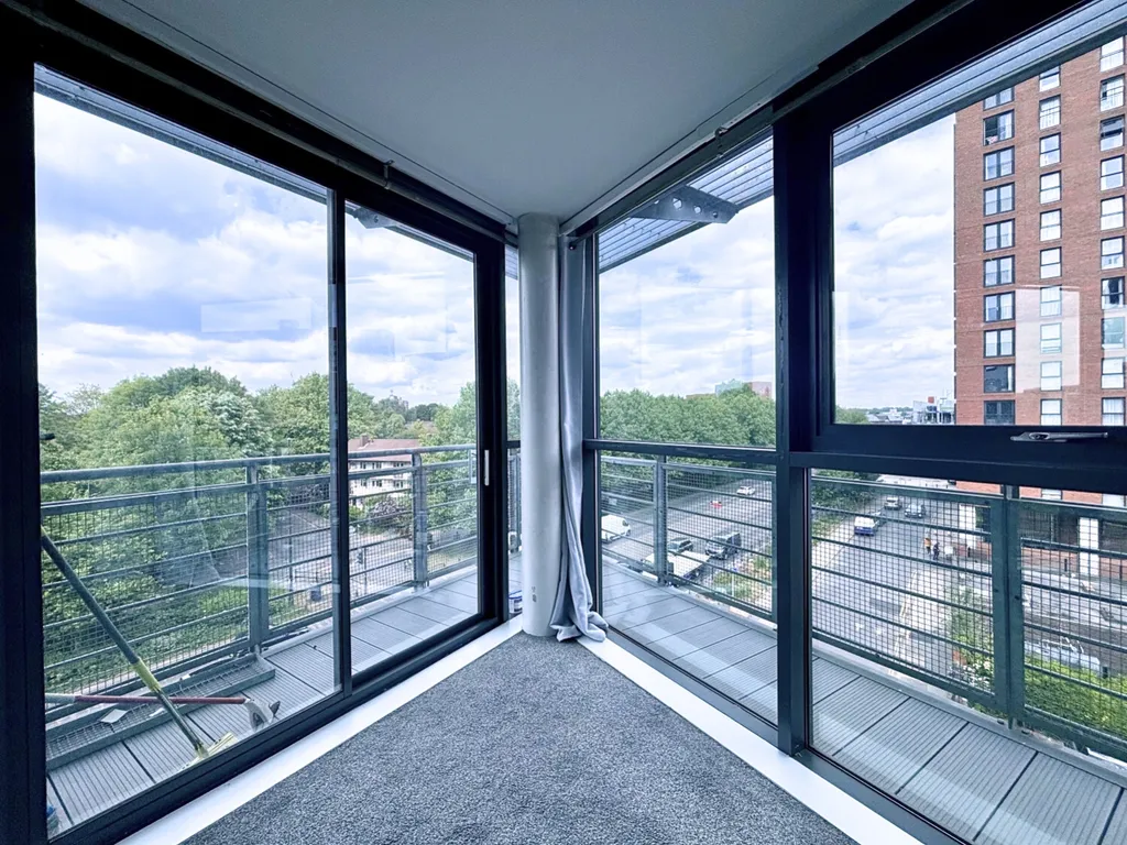 1 bed flat for sale