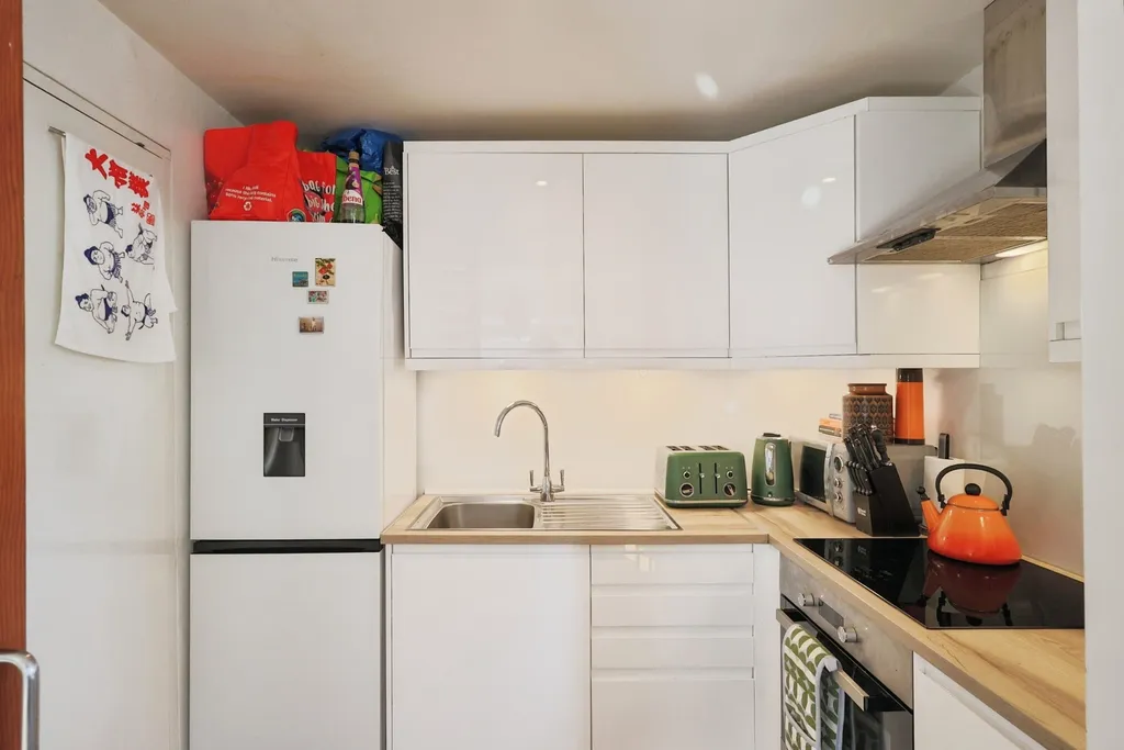 1 bed flat for sale