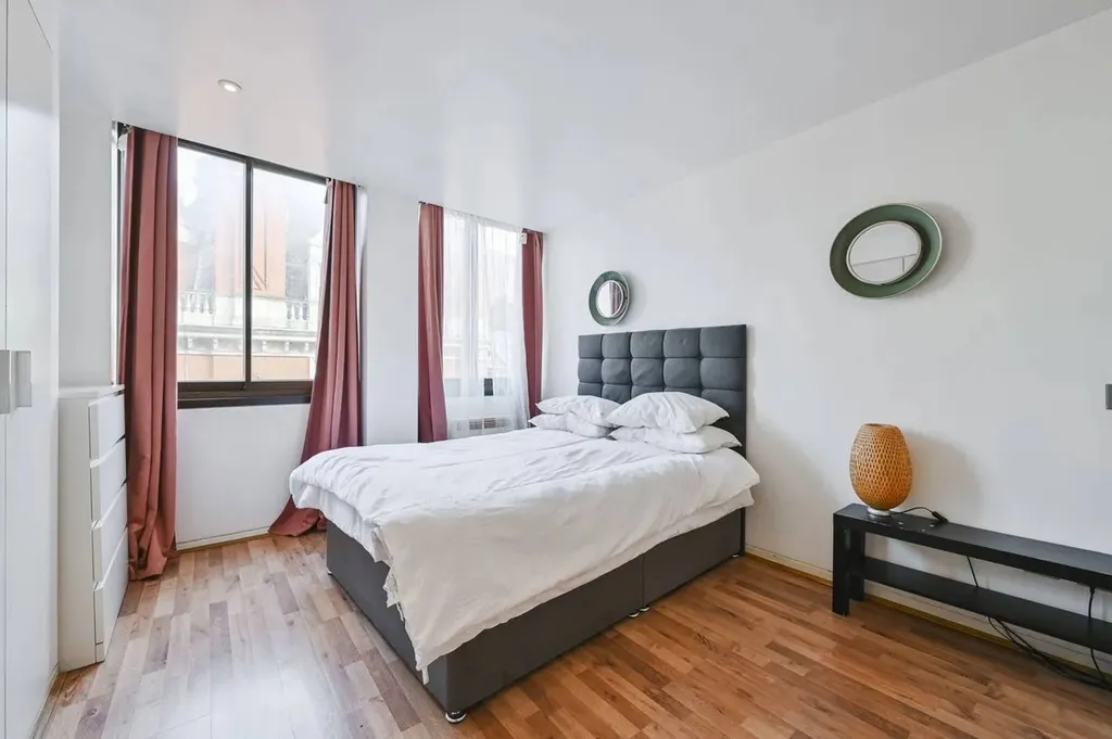 2 beds 2 baths house in Oxford