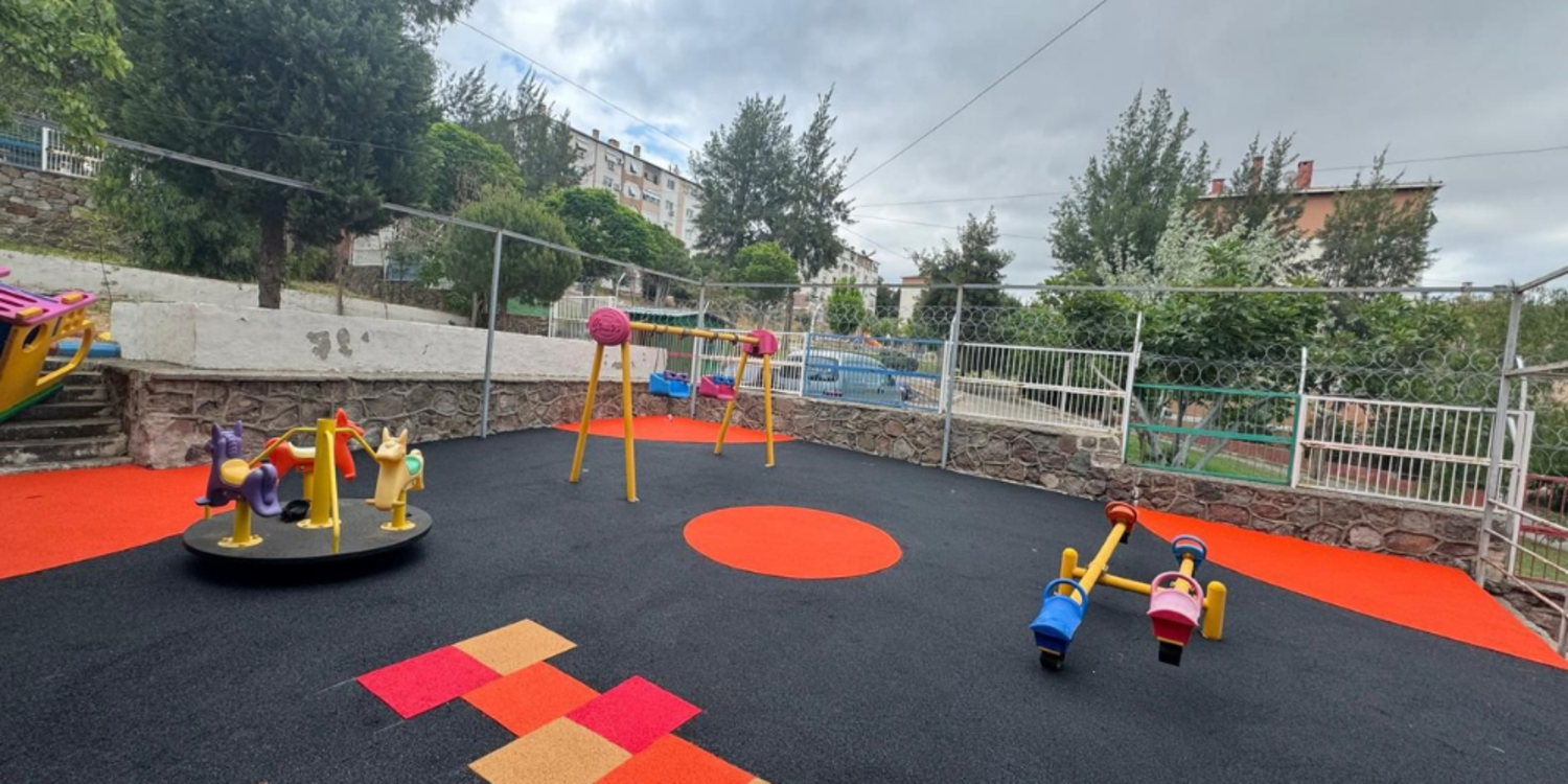 İzmir’in parkları yeniden doğuyor