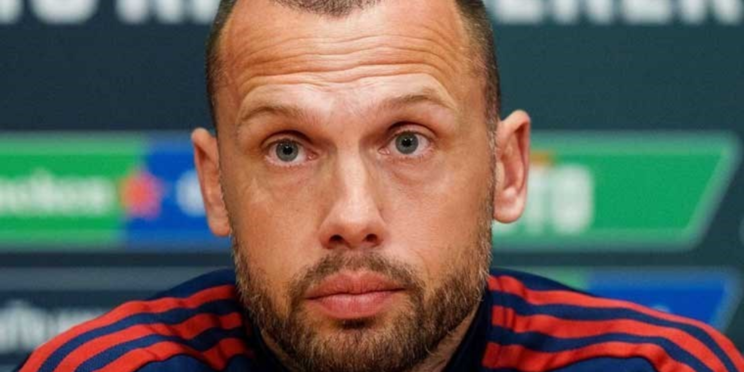 Everton efsanesi Heitinga, Liverpool'da