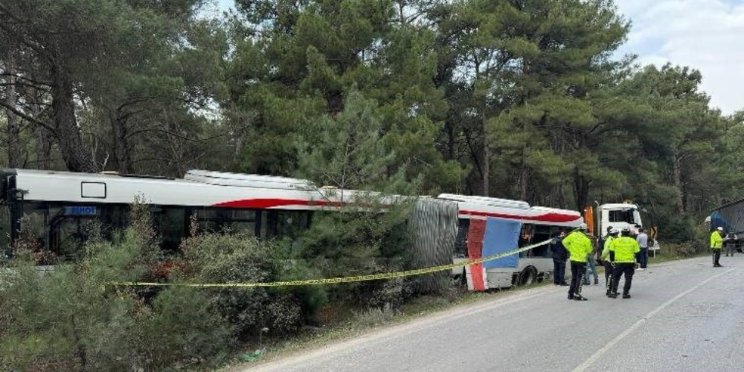İzmir'de feci kaza: TIR ile otobüs çarpıştı