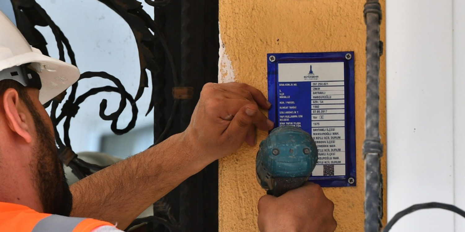 Bornova’da 61 bin 673 binanın kimlik belgesi çıkarıldı