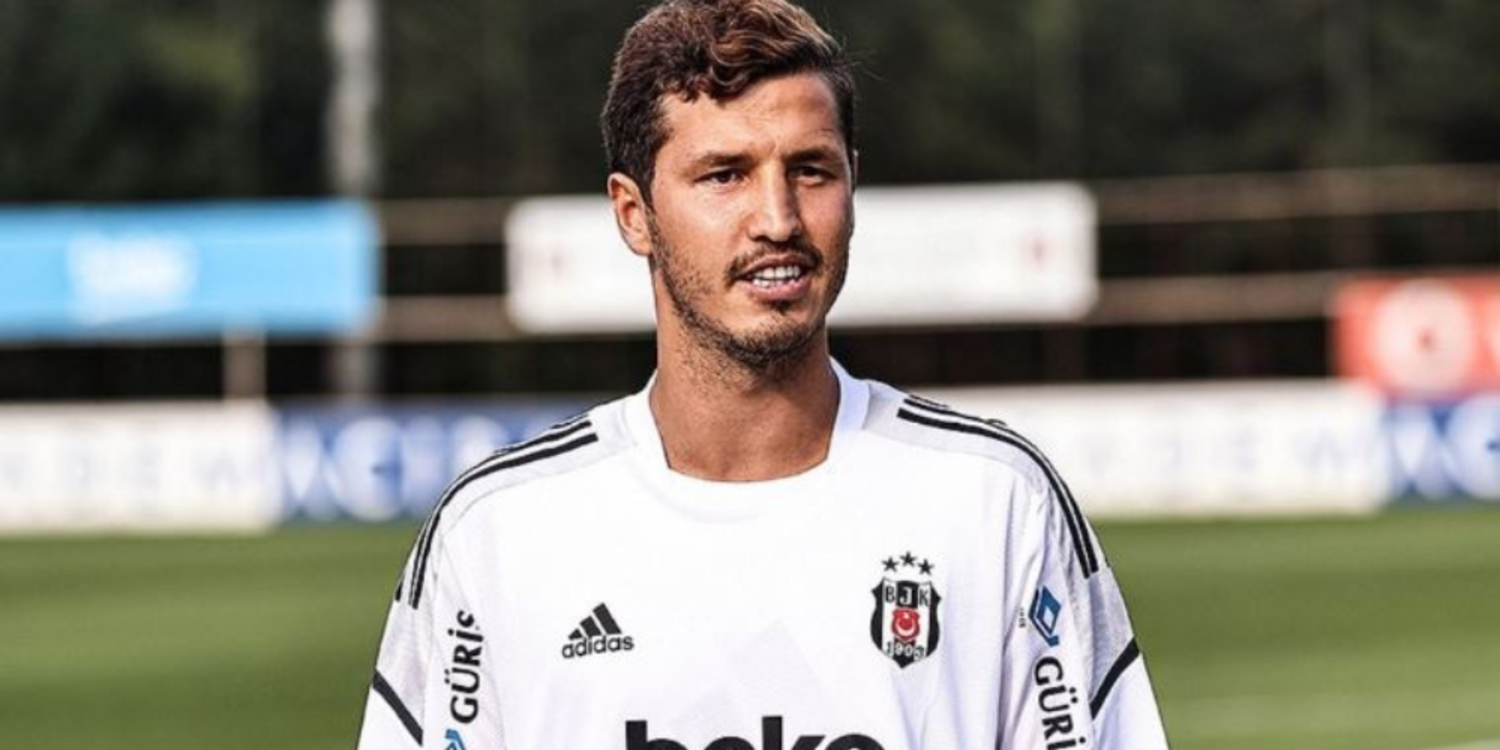 Beşiktaş, Salih Uçan ile sözleşme yeniledi