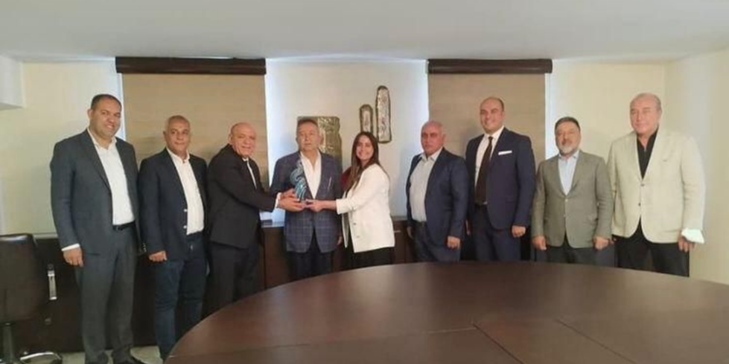 İZSİAD'dan başarılı sanayici üyelerine ziyaret