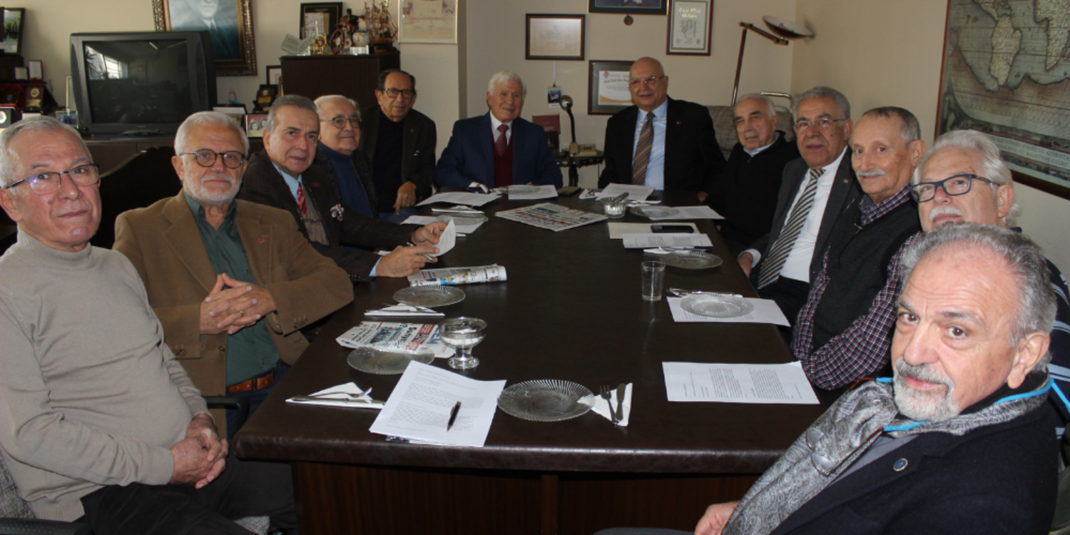 Oğuz Aydemir, Gözlem’in konuğu oldu