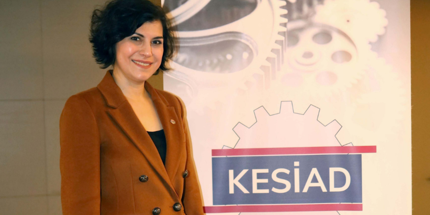 KESİAD’da bayrak değişimi