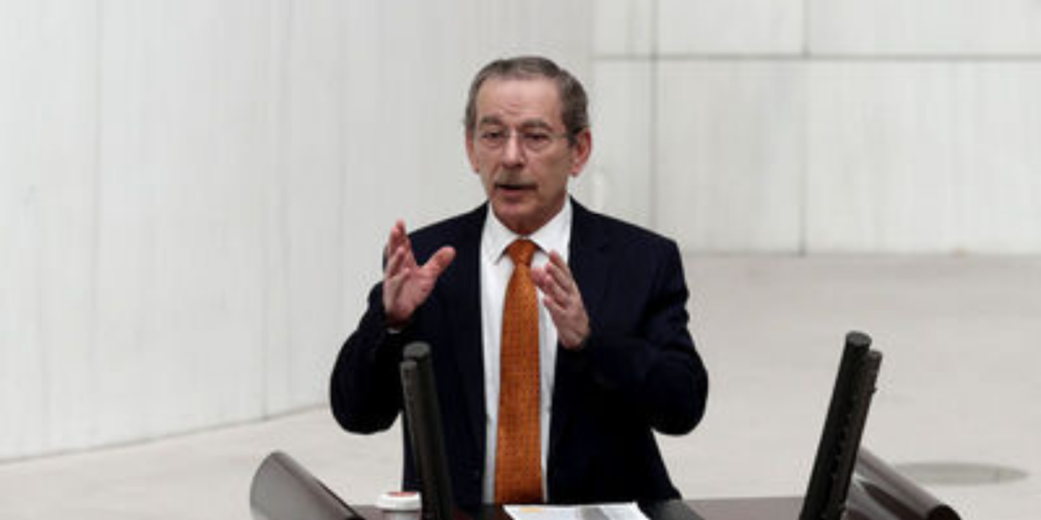 Eski bakanın oğlu rehin aldığı anneannesini öldürdü