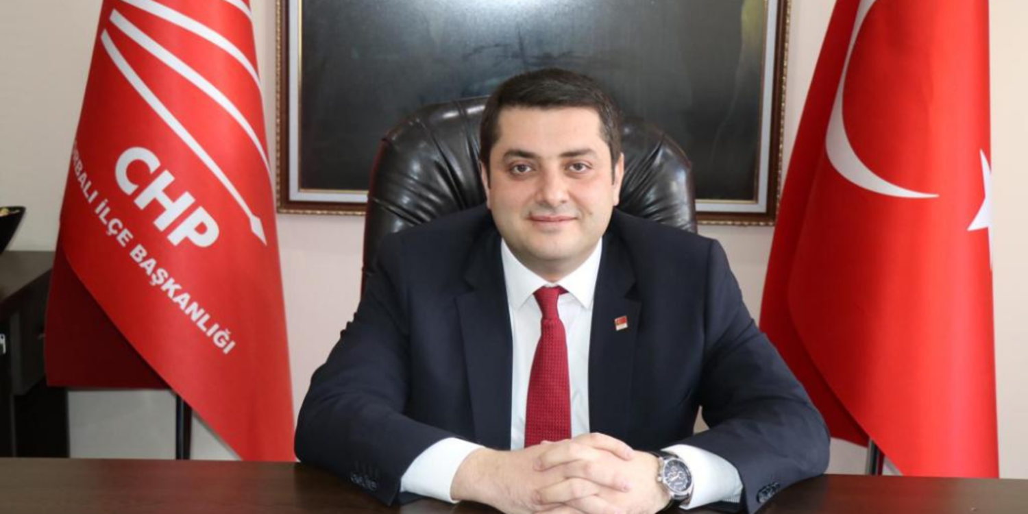 Belediye Başkanı Demir'in makam odasından 'böcek' çıktı