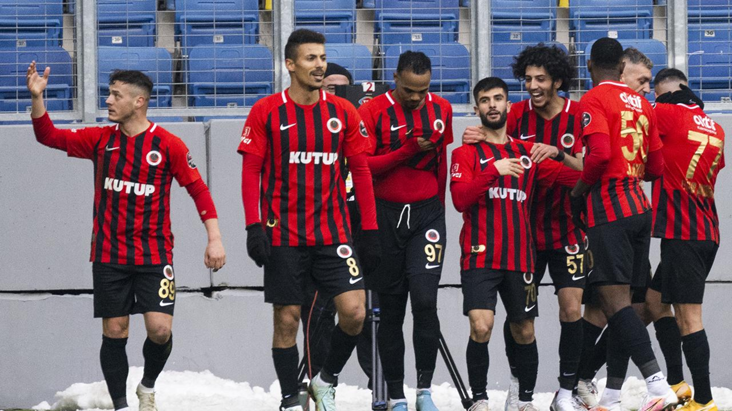 Gençlerbirliği yeniden Süper Lig'de