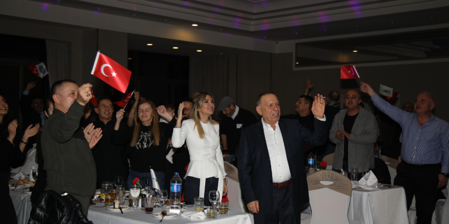 40 yıllık tecrübeye görkemli kutlama