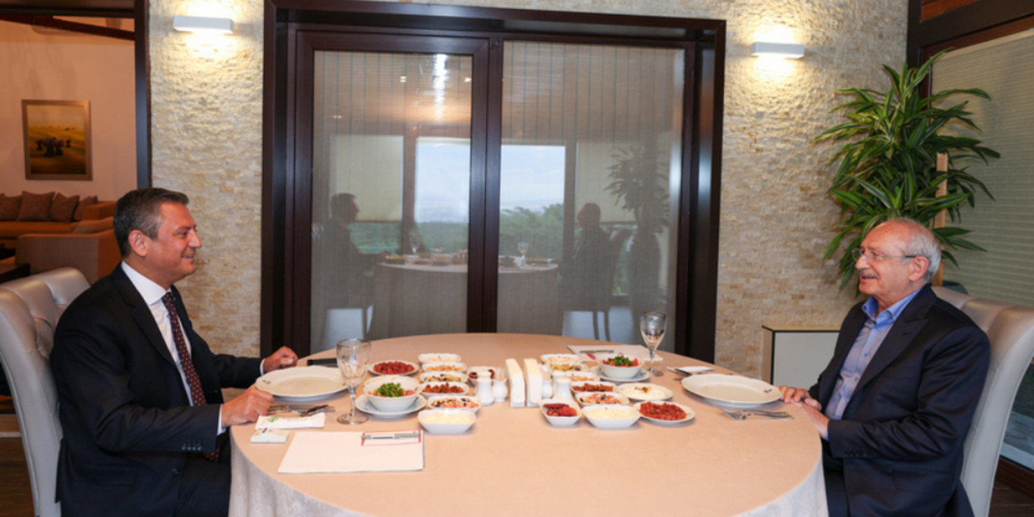 Özel-Kılıçdaroğlu görüşmesi  2 buçuk saat sürdü