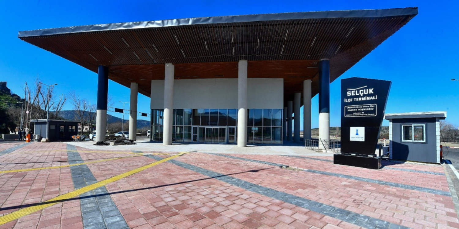 Büyükşehir'den Selçuk'a modern ilçe terminali