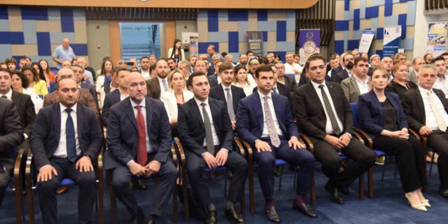 Kardeş ülke Azerbaycan’dan İzmir Zirvesi