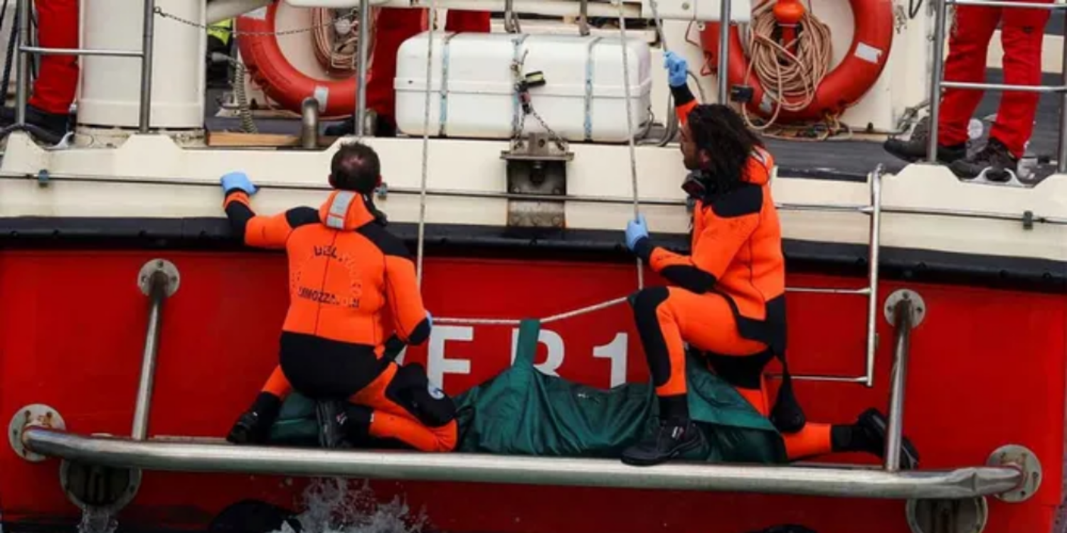 Lüks tekne kazasında iki kişinin cesedi bulundu