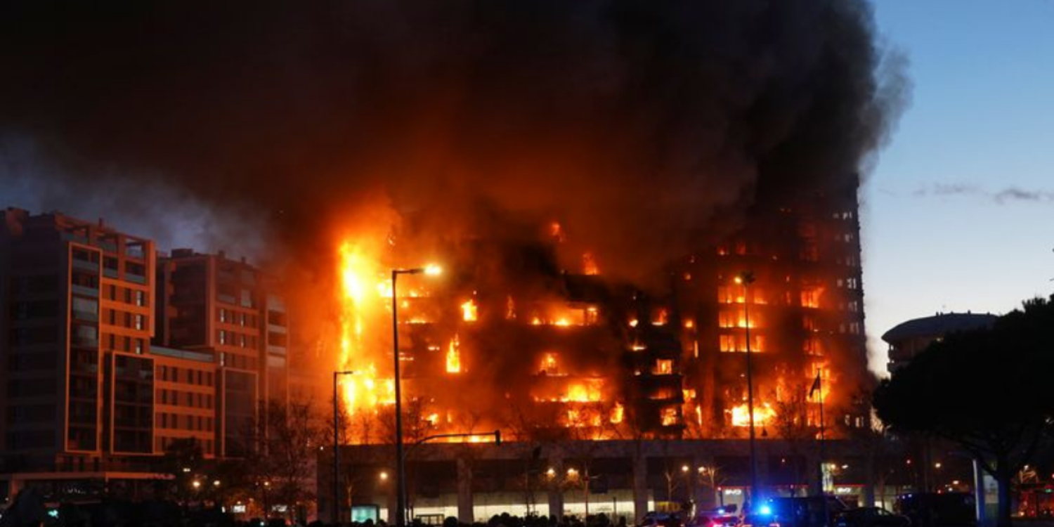 14 katlı binada yangın