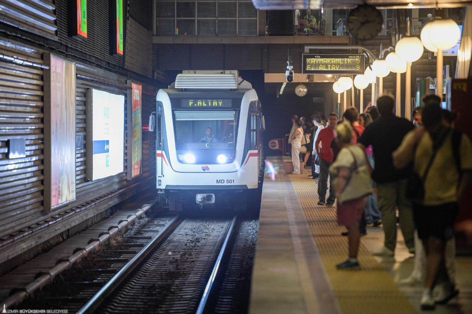 İzmir Metro’ya uluslararası görev