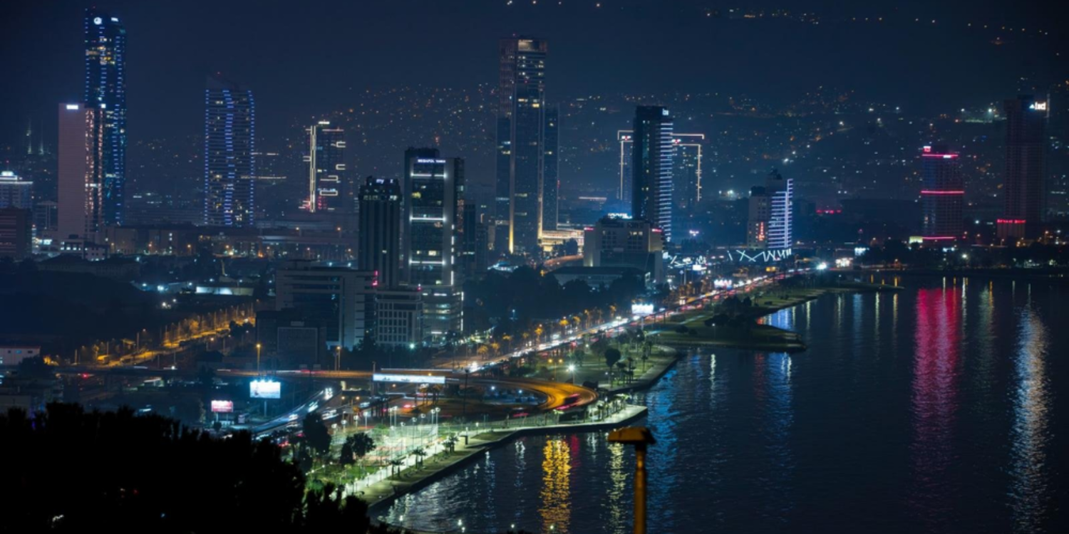 İzmir’de dış cephe aydınlatmasında yeni dönem